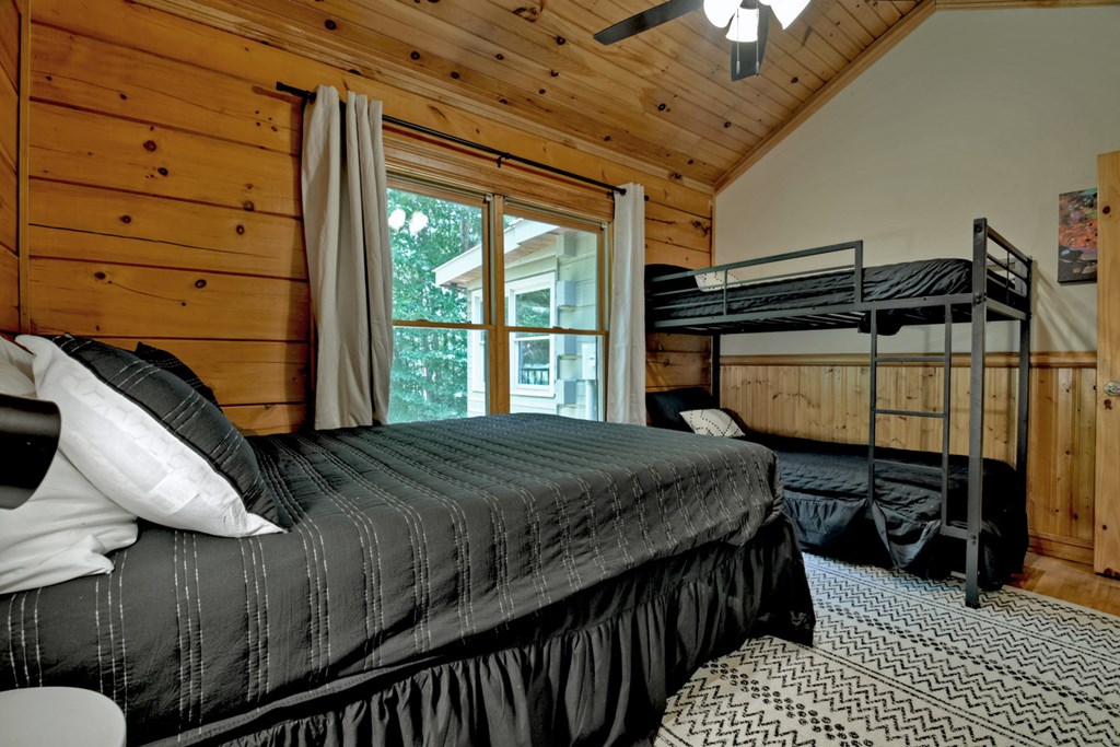 201 Parker Ridge Property Photo 31