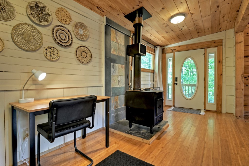 201 Parker Ridge Property Photo 34