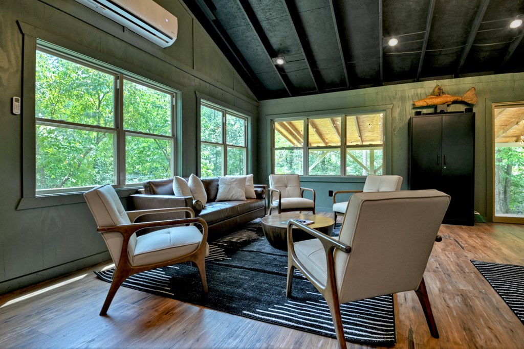 201 Parker Ridge Property Photo 37