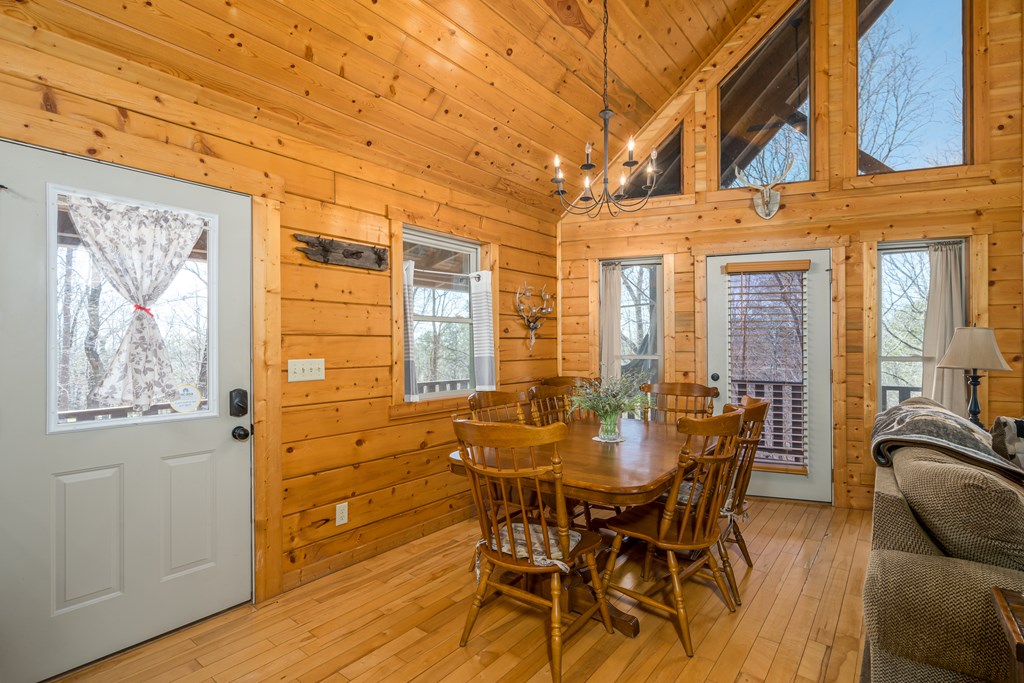 1529 Faith Court Property Photo 16