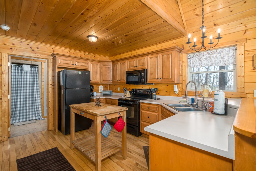 1529 Faith Court Property Photo 23