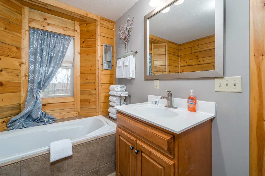 1529 Faith Court Property Photo 29
