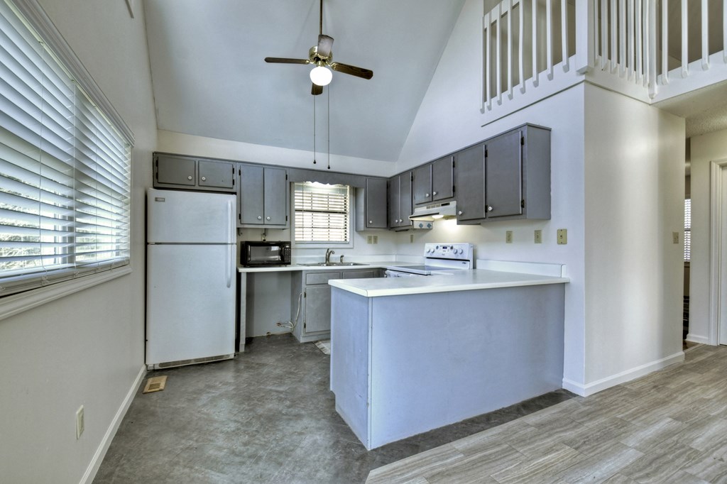 374 Cherokee Court Property Photo 7