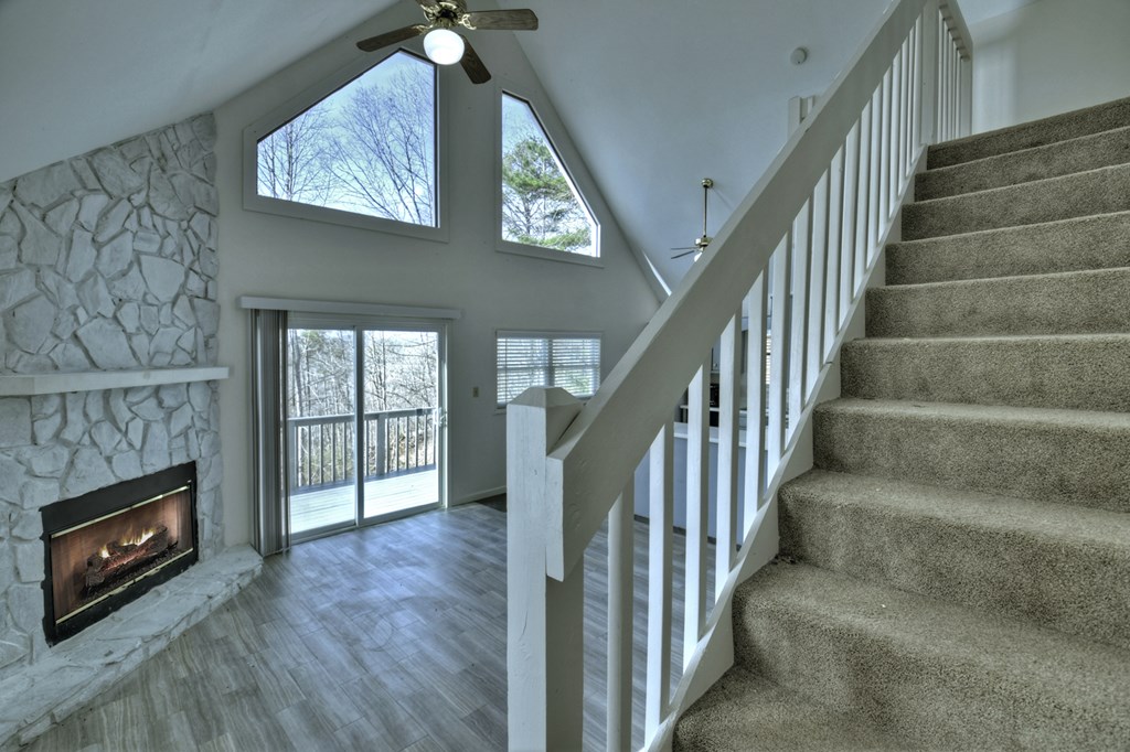 374 Cherokee Court Property Photo 12