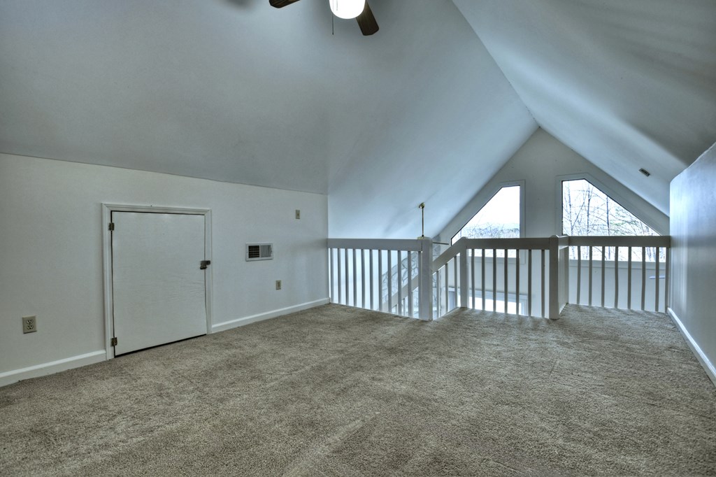 374 Cherokee Court Property Photo 24