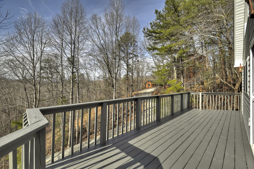 374 Cherokee Court Property Photo 28