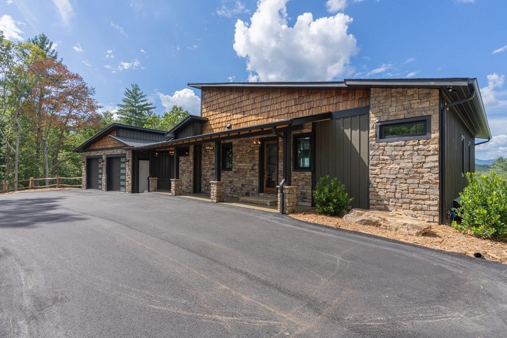 201 Yonah Path Property Photo 2