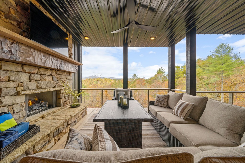 201 Yonah Path Property Photo 46