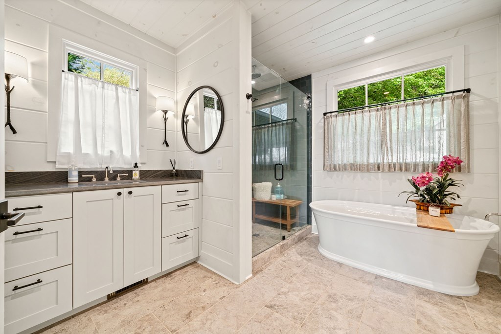 30 Cherokee Lane Property Photo 32