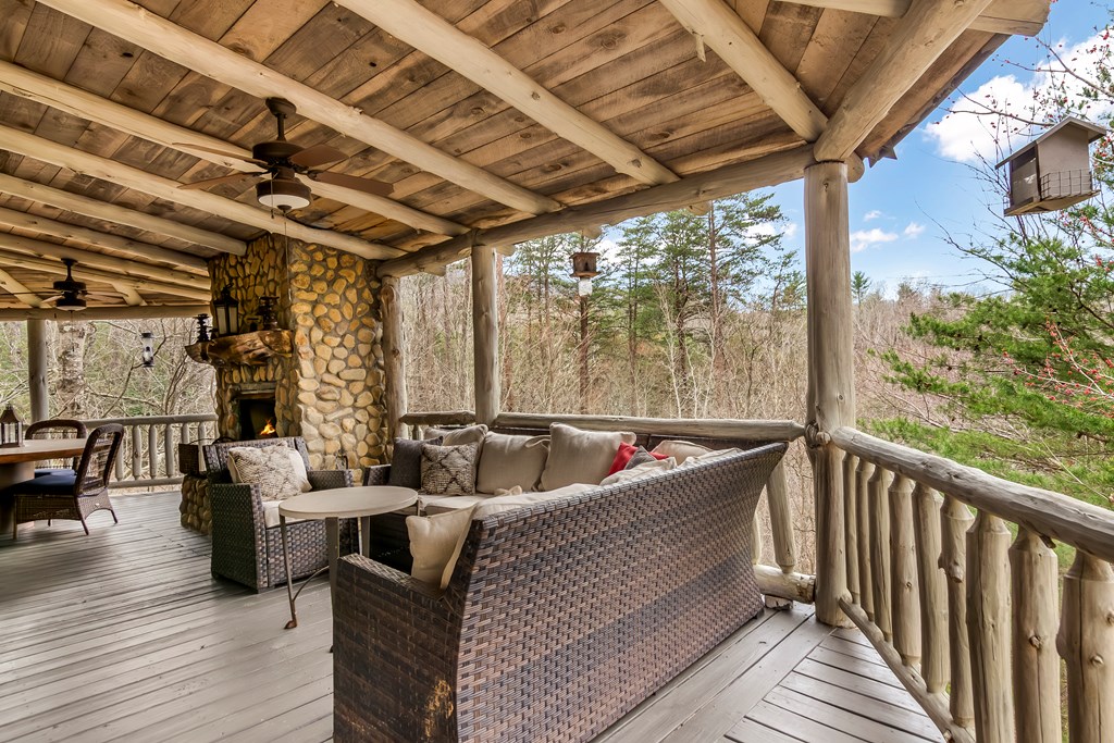 3680 Aska Road Property Photo 5