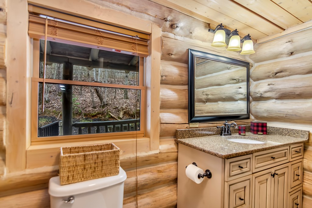 3680 Aska Road Property Photo 16