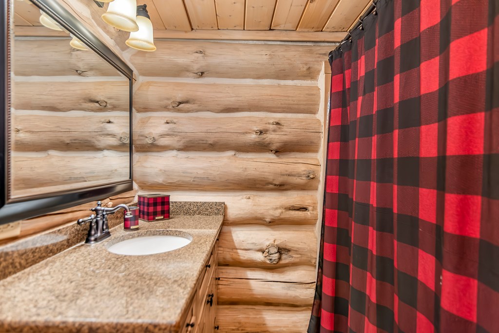 3680 Aska Road Property Photo 17