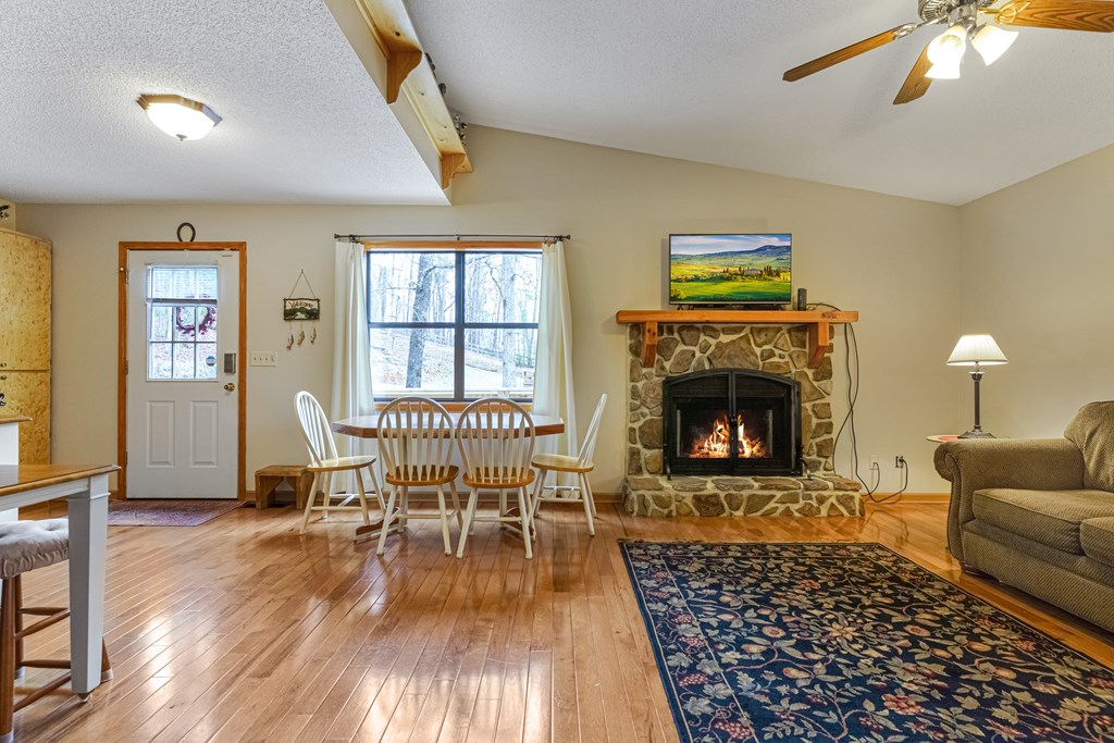 83 Valley Drive Property Photo 4