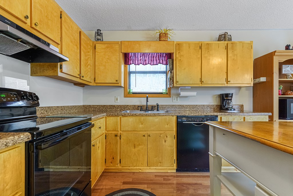 83 Valley Drive Property Photo 12