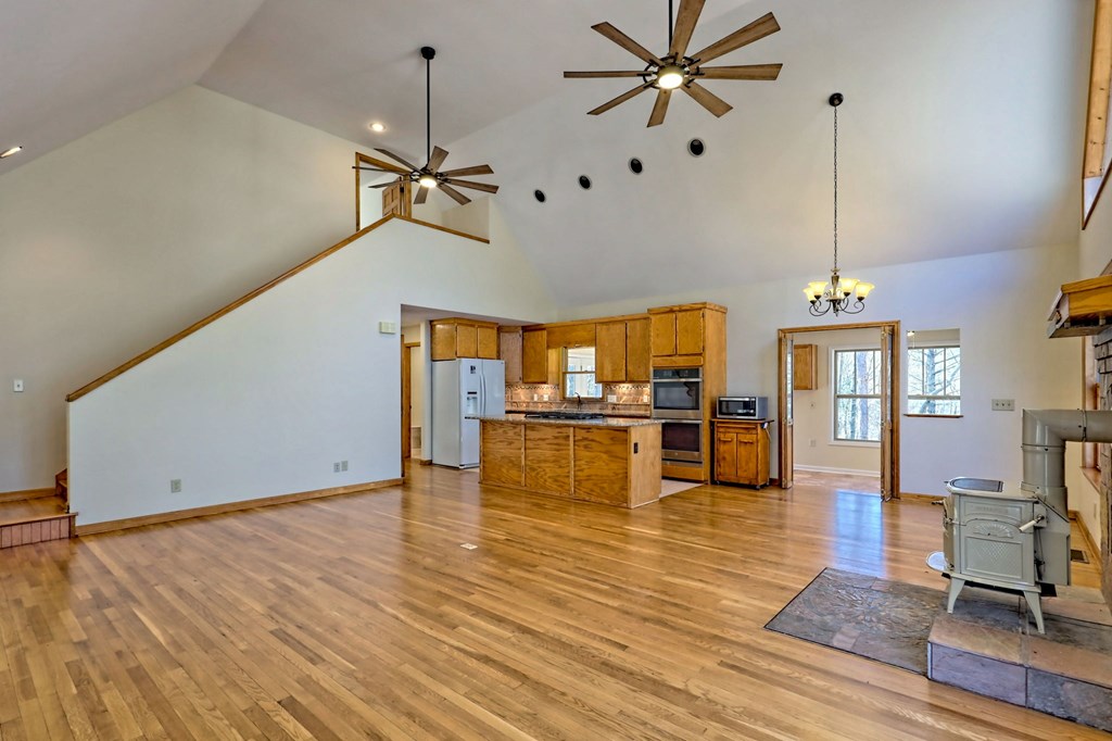 119 Wilson Way Property Photo 5