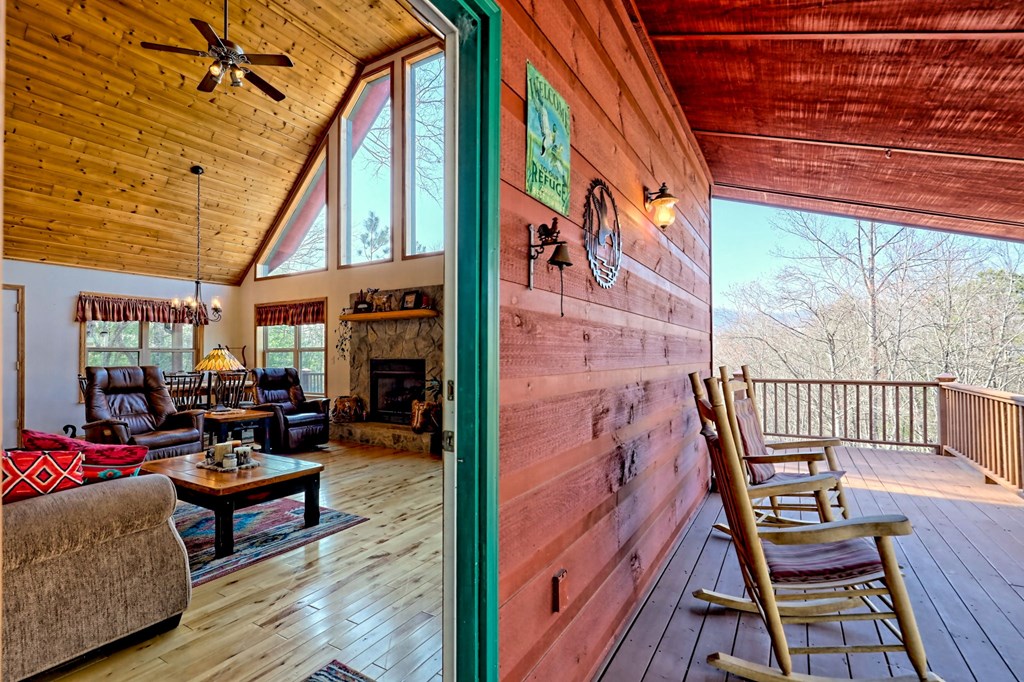 441 Golden Eagle Property Photo 23