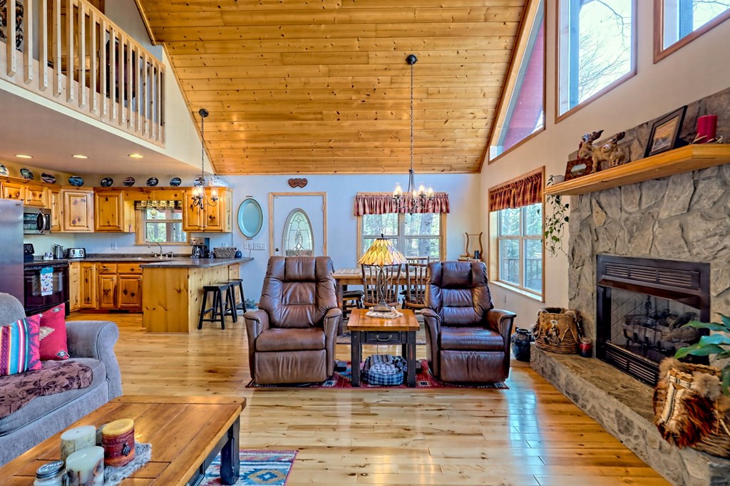 441 Golden Eagle Property Photo 25