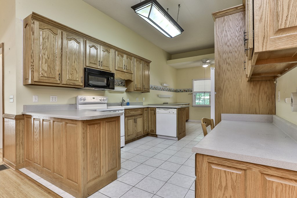 1012 Villa Drive Property Photo 3