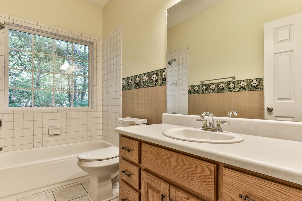 1012 Villa Drive Property Photo 9