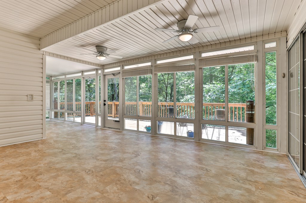 1012 Villa Drive Property Photo 32