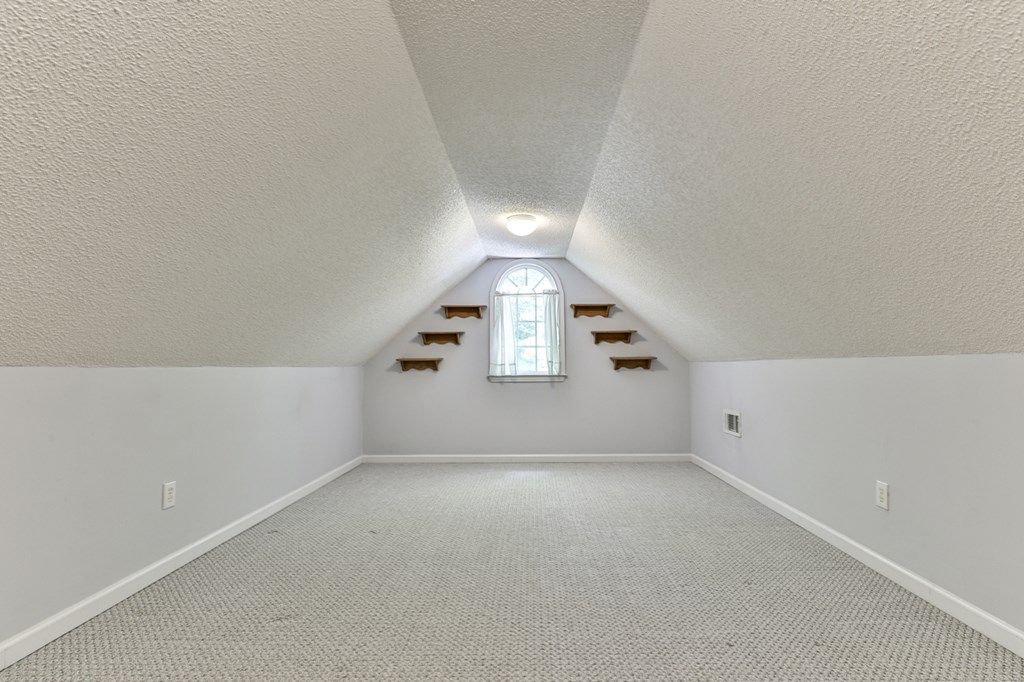 1012 Villa Drive Property Photo 37