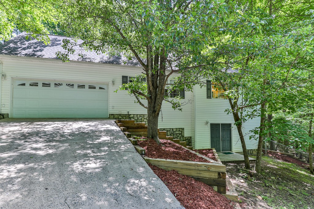 1012 Villa Drive Property Photo 45
