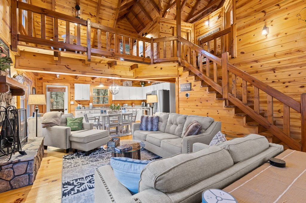 37 Misty Mountain Overlook Property Photo 8