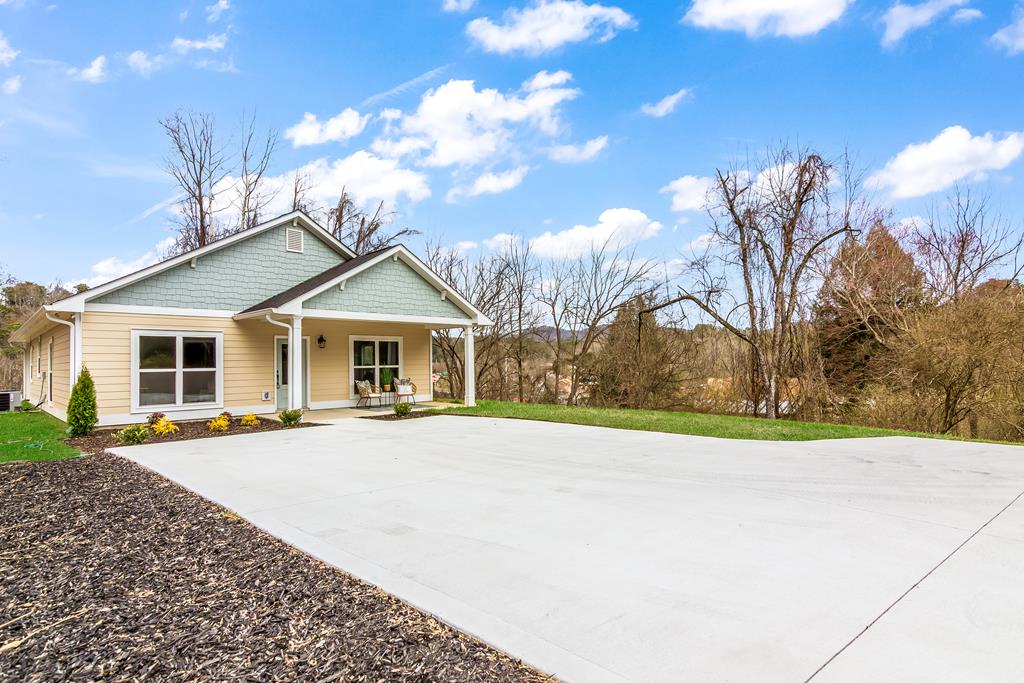 135 Hill Street Property Photo 1