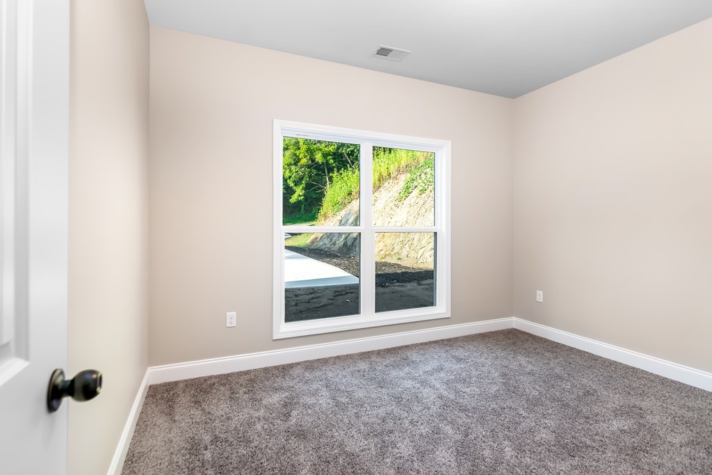 135 Hill Street Property Photo 37