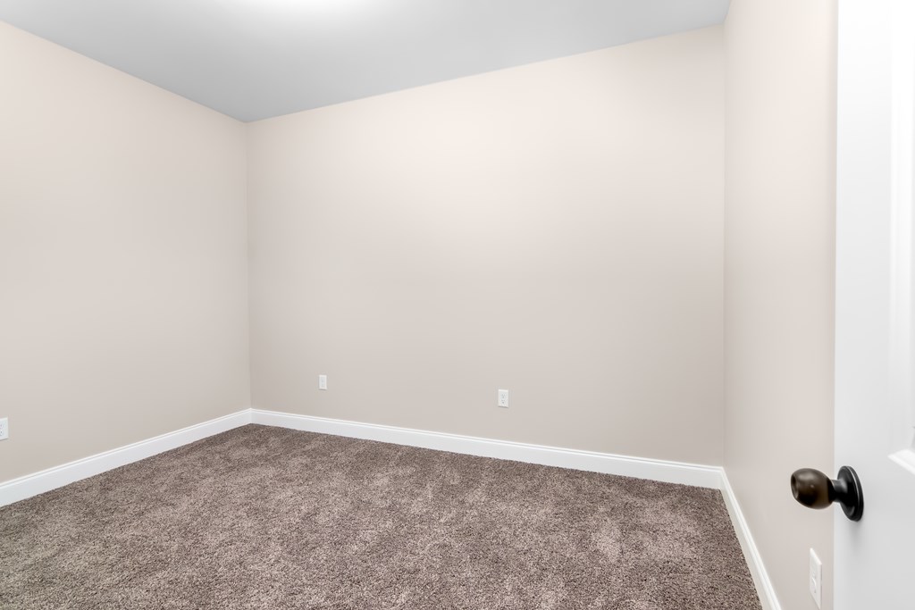 135 Hill Street Property Photo 40