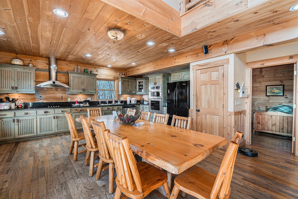 1007 Sky High Drive Property Photo 2