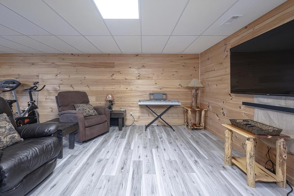 322 Bootlegger Road Property Photo 23