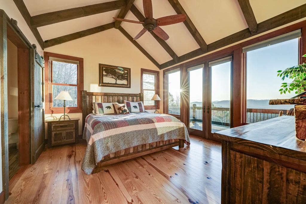 626 Rustic Barn Trail Property Photo 18