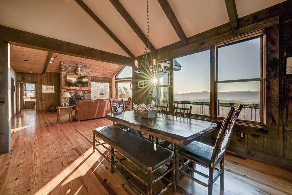 626 Rustic Barn Trail Property Photo 25