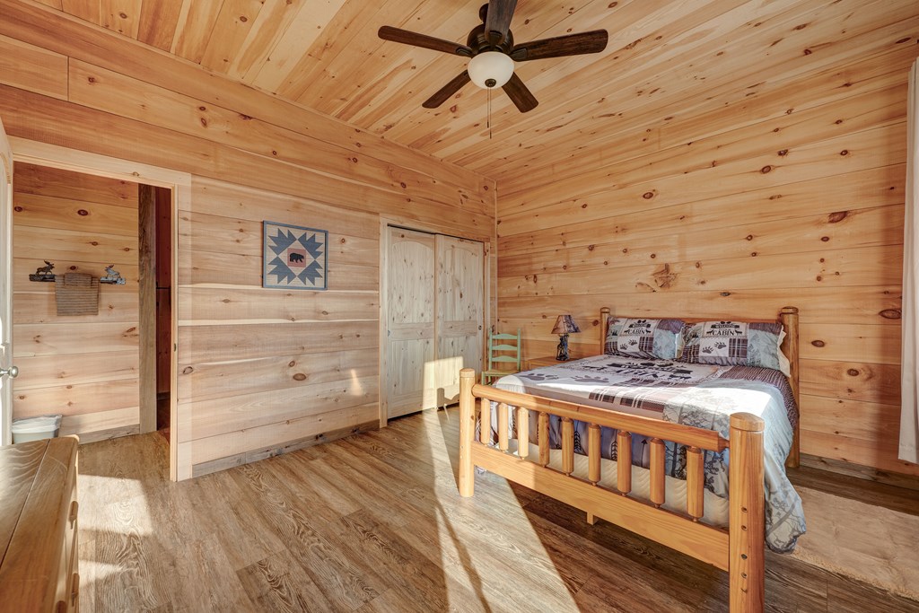 626 Rustic Barn Trail Property Photo 43