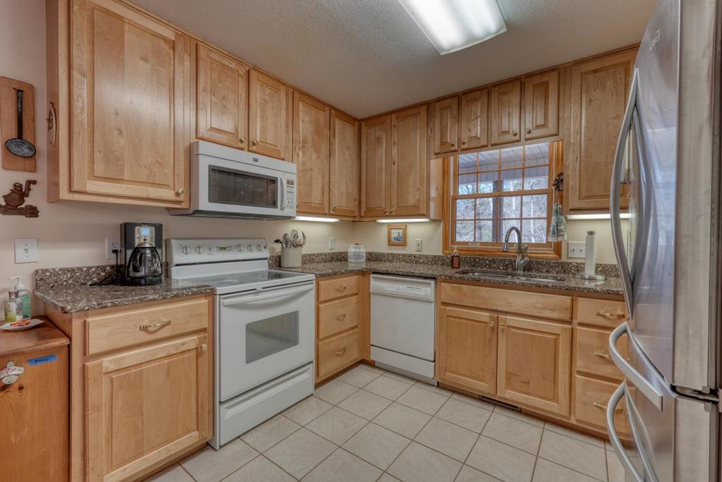 2478 Hi River Road Property Photo 11