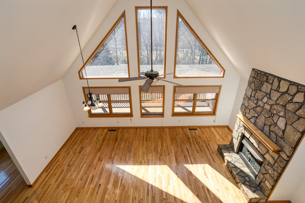 221 Country Mountain Rdg Property Photo 22
