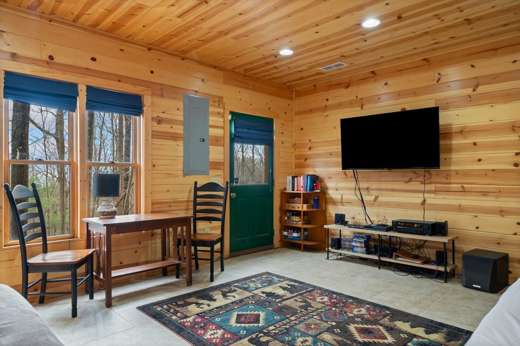 541 Little Bushy Head Road Property Photo 27