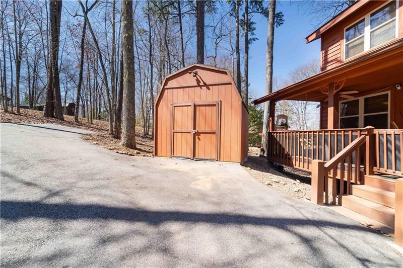 50 Amy Lynn Drive Property Photo 3