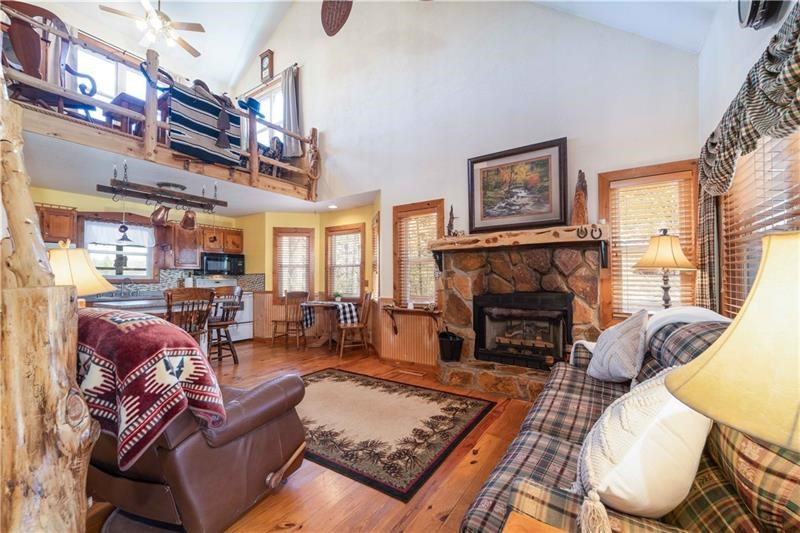 50 Amy Lynn Drive Property Photo 8