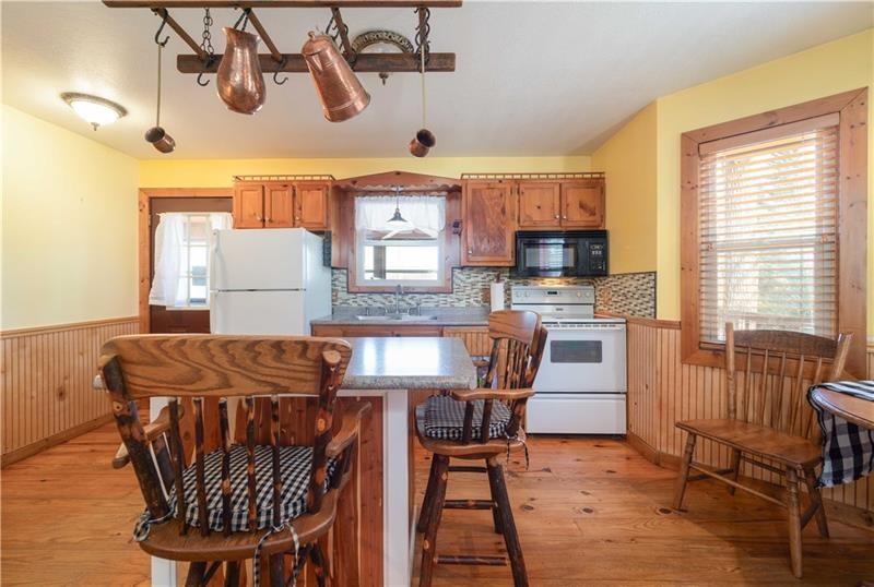 50 Amy Lynn Drive Property Photo 11