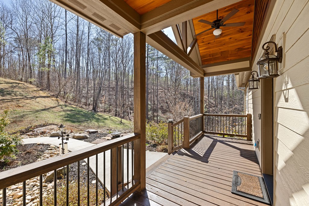489 Meadow Brooke Drive Property Photo 12