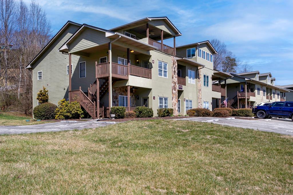 1725 Watercrest Way D Property Photo 1