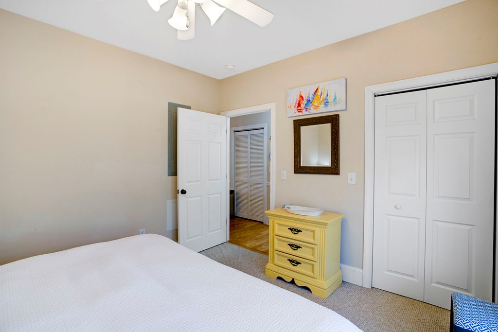 1725 Watercrest Way D Property Photo 16