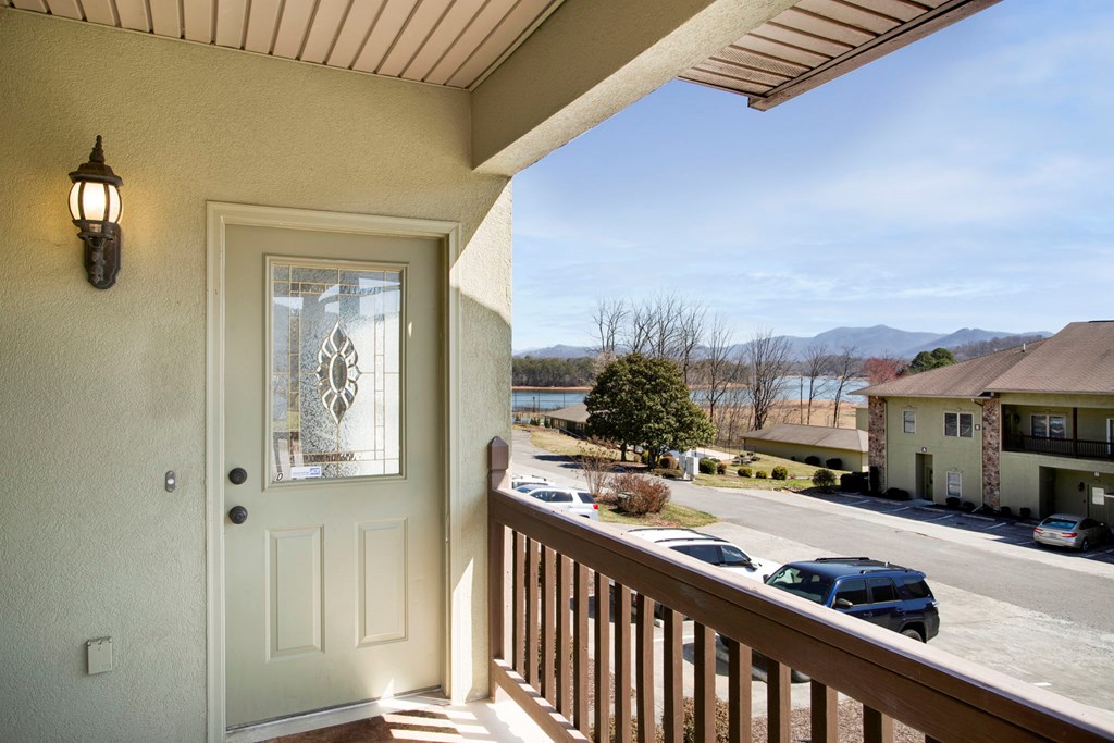 1725 Watercrest Way D Property Photo 31