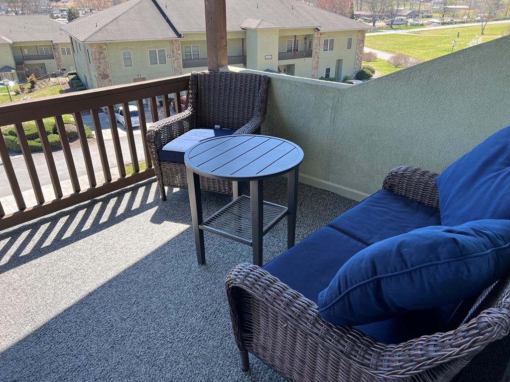 1725 Watercrest Way D Property Photo 34