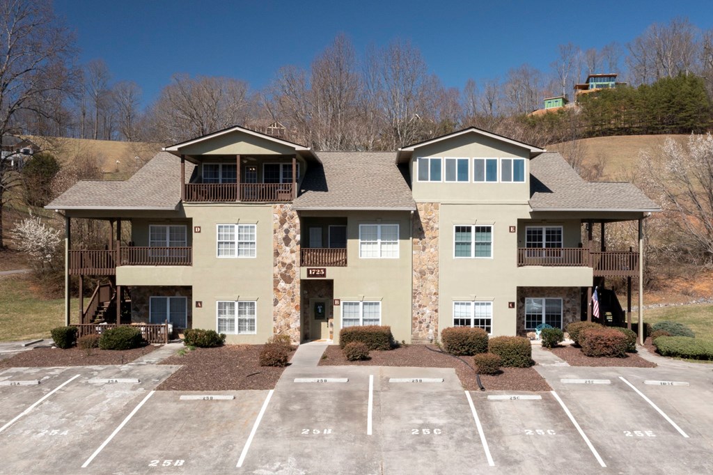 1725 Watercrest Way D Property Photo 44