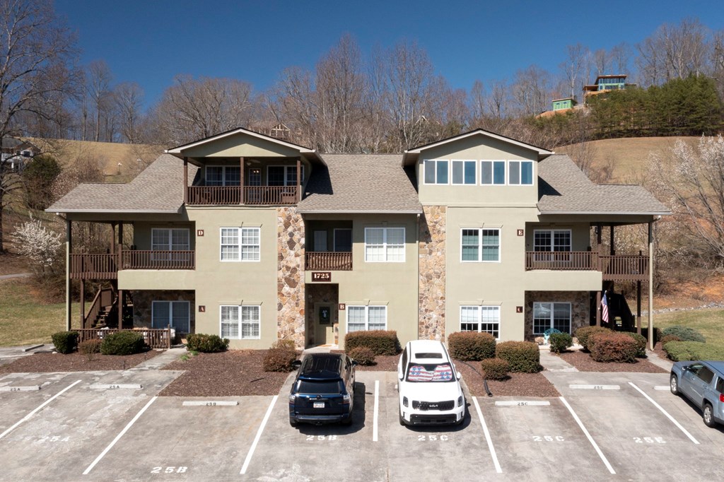 1725 Watercrest Way D Property Photo 45