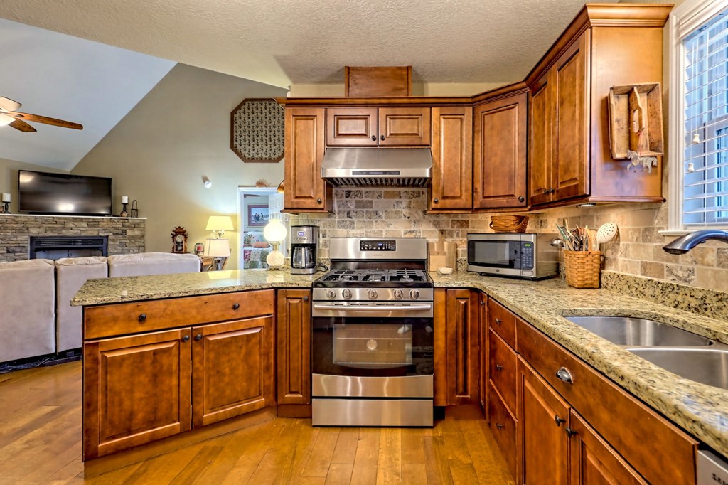 183 White Meadows Drive Property Photo 17