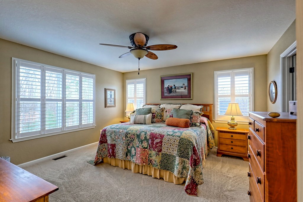 183 White Meadows Drive Property Photo 18
